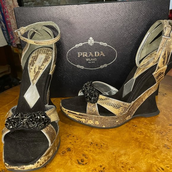 Prada snake skin wedge sandal - Picture 2 of 5